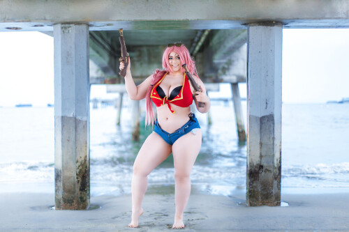 Momokun---Francis-Drake_2041590-0002.jpg