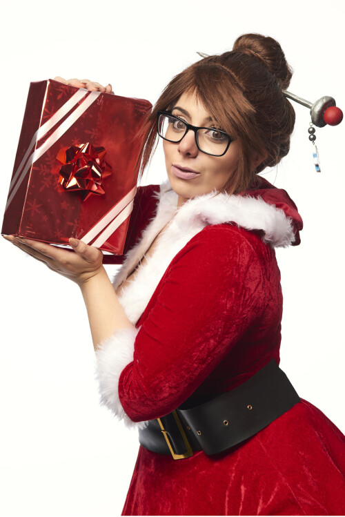 Momokun---Holiday_2041579-0010.jpg