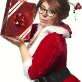 Momokun---Holiday_2041579-0010