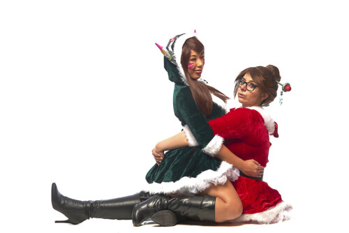 Momokun---Holiday_2041579-0016.jpg