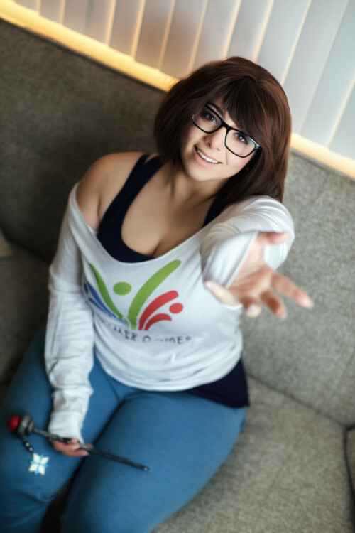 Momokun---Rise-and-Shine_2041551-0008.jpg