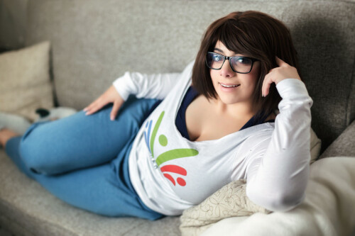 Momokun---Rise-and-Shine_2041551-0010.jpg
