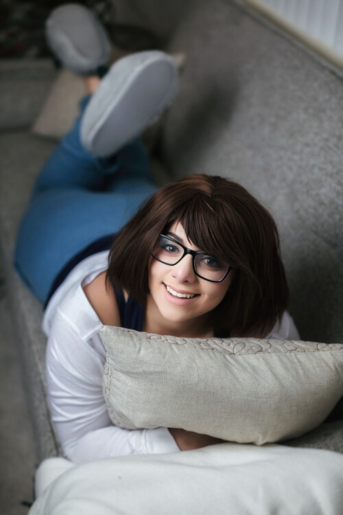 Momokun---Rise-and-Shine_2041551-0011.jpg