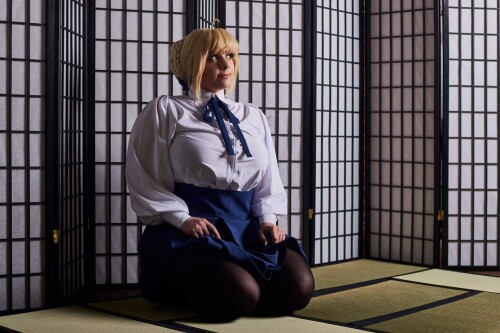 Momokun---Saber_2041617-0003.jpg
