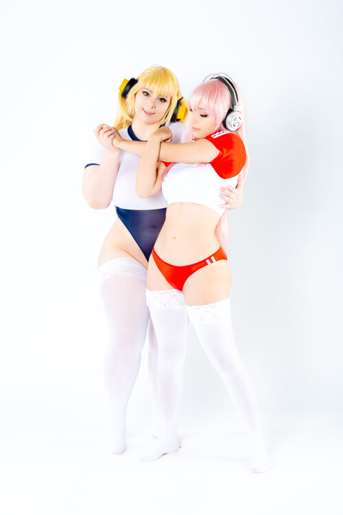 Momokun---Sonico-Pochaco-Gym-Uniform-ft.-Miso-Tokki_2041501-0001.jpg