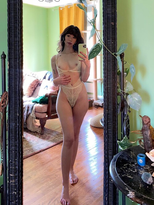 LilGigiBelle Nude Leaked Onlyfans Photo LilGigiBelle Nude Leaked Onlyfans Photo