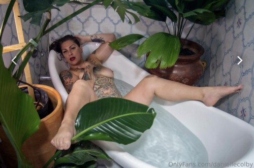 Danielle Colby Nude Leaked Onlyfans Photo Danielle Colby Nude Leaked Onlyfans Photo