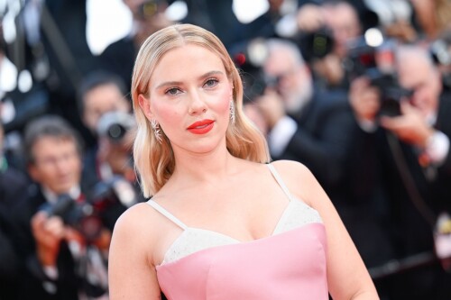 Scarlett-Johansson-Cannes-2023-105repriceman.md.jpg