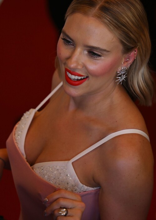 Scarlett-Johansson-Cannes-2023-77repriceman.md.jpg