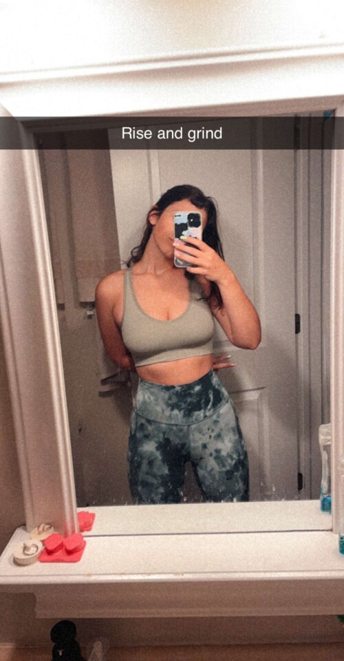 Screenshot_20230206_120626_Snapchat.jpg