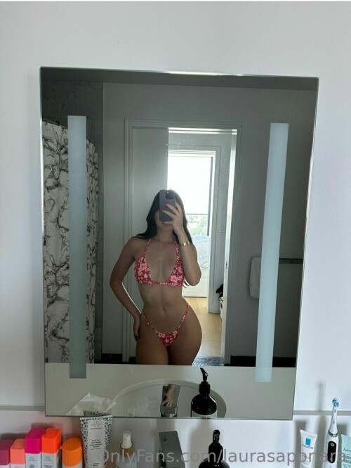 Laura Saponara Nude Leaked Onlyfans Photo Laura Saponara Nude Leaked Onlyfans Photo