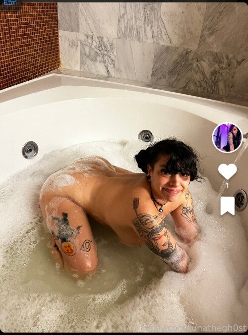 lunagh0ul / lunaghoul Nude Leaked Onlyfans Photo