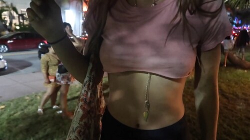 Solo---Pink-Underboob-Part-2.mp4_snapshot_01.42.580.md.jpg