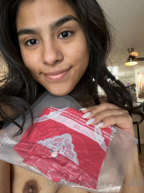 444Vanessa / Vanessak_2002 Nude Leaked Onlyfans Photo