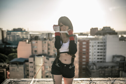 ablizzard-2020-04-10-214016382-TIFA-LOCKHART-Final-Fantasy-VII-part.-1-3-I-know-wec546e8bddcf8db6c.jpg