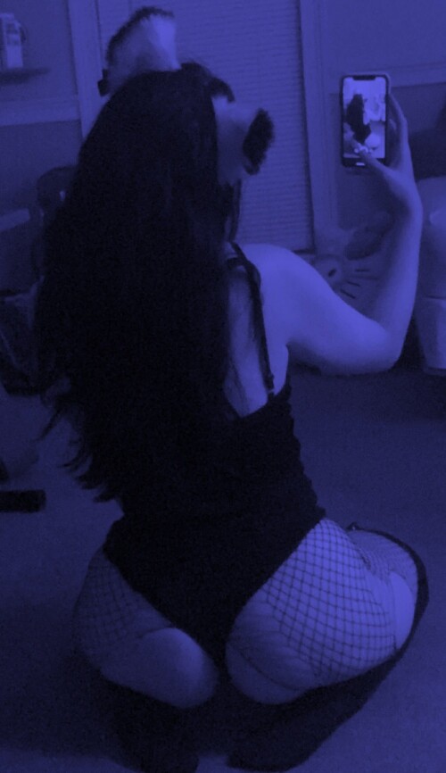 youngsweethearts | madamegoths Nude Leaked Onlyfans Photo youngsweethearts | madamegoths Nude Leaked Onlyfans Photo