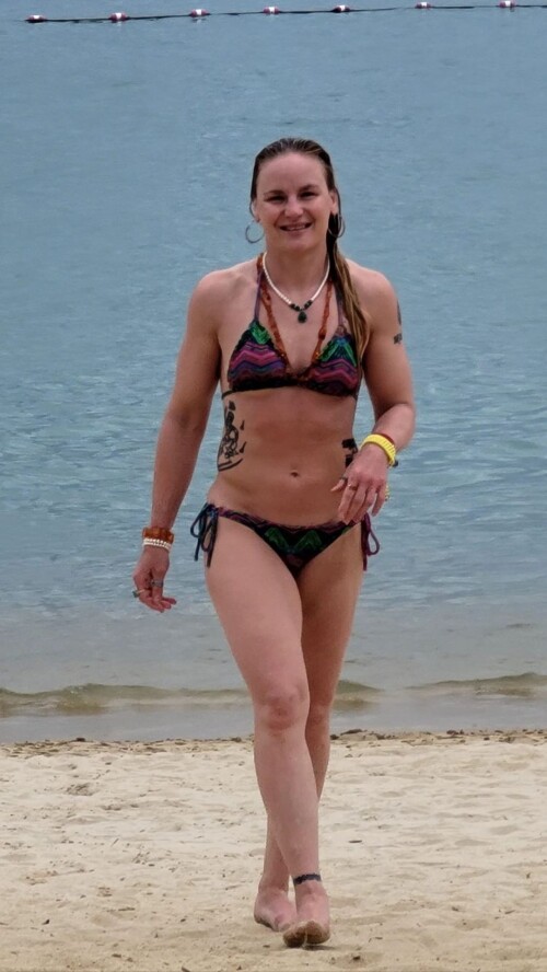 bulletvalentina---31039968146162799525d6a3f684168e4fc.jpg