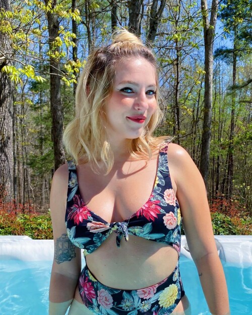 candicehere_169519887_3801495263305333_3506791740796270996_n.jpg