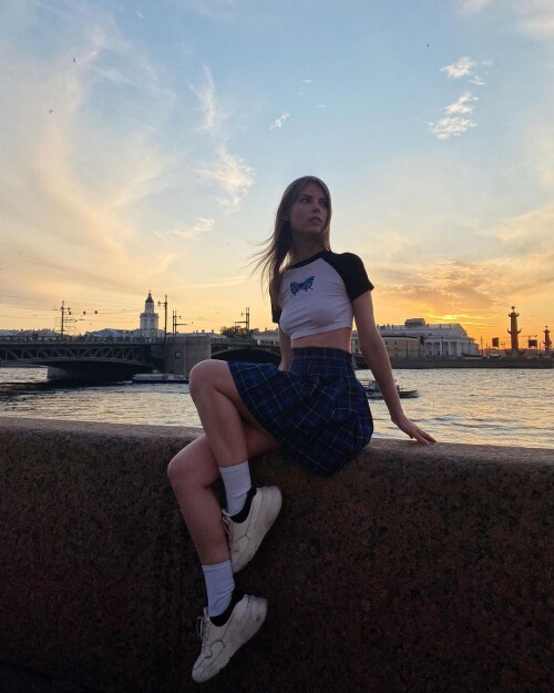 d4372b893d850b121d1473e0a75658293196b8b96379ccef.md.jpg