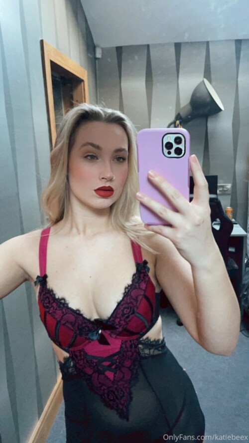 katiebeex Nude Leaked Onlyfans Photo katiebeex Nude Leaked Onlyfans Photo