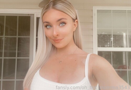 oh_hot_momma3543 Nude Leaked Onlyfans Photo oh_hot_momma3543 Nude Leaked Onlyfans Photo