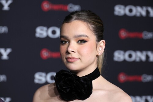 hailee-6.md.jpg