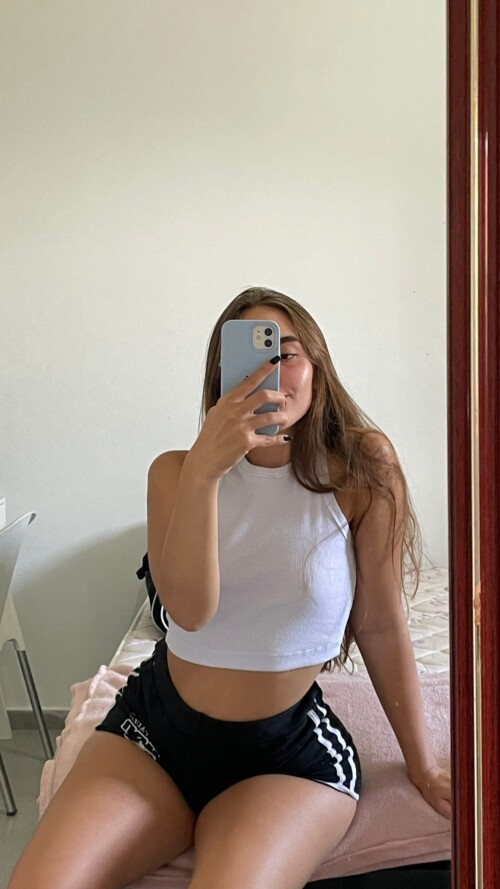 Julia Diniz / juliamndiniz Nude Leaked Onlyfans Photo