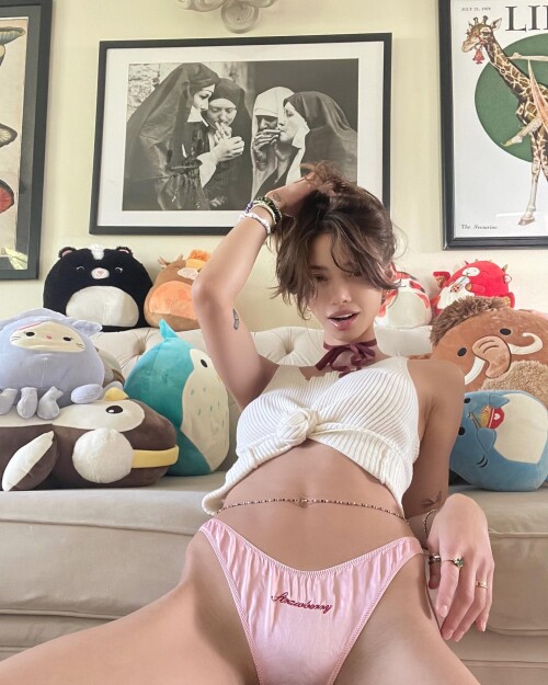 Kaile Goh Nude Leaked Onlyfans Photo Kaile Goh Nude Leaked Onlyfans Photo