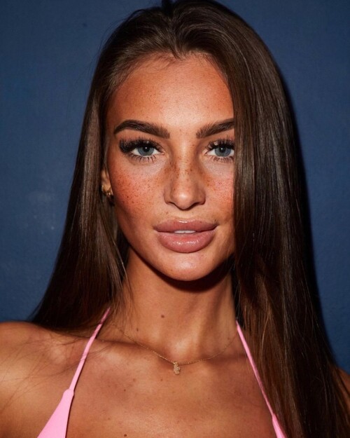 maddycheary_331176428_3349896165324787_8883872937693271713_n.md.jpg