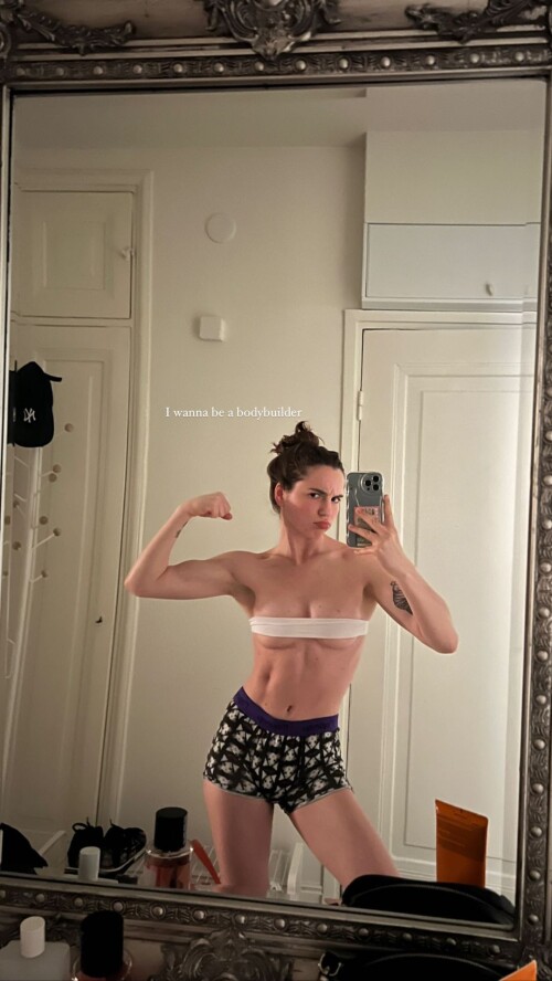 Maryana Ro Nude Leaked Onlyfans Photo
