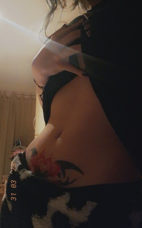 Zureeal Nude Leaked Onlyfans Photo