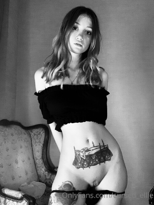 Cursed_Ellie Nude Leaked Onlyfans Photo Cursed_Ellie Nude Leaked Onlyfans Photo