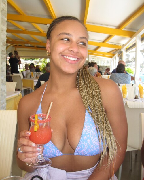 niasioux-posts-2023-03-29-10.49-POSTID_7_10-338579324_924595268661694_1666381238962732598_n6332291667b5baed.md.jpg