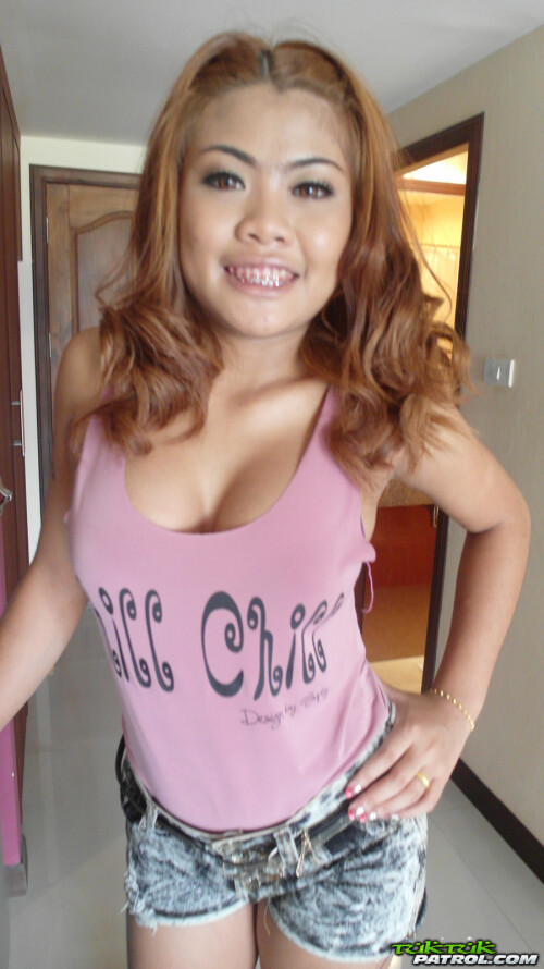 nicki_022-119b9e72bccdc1932.jpg