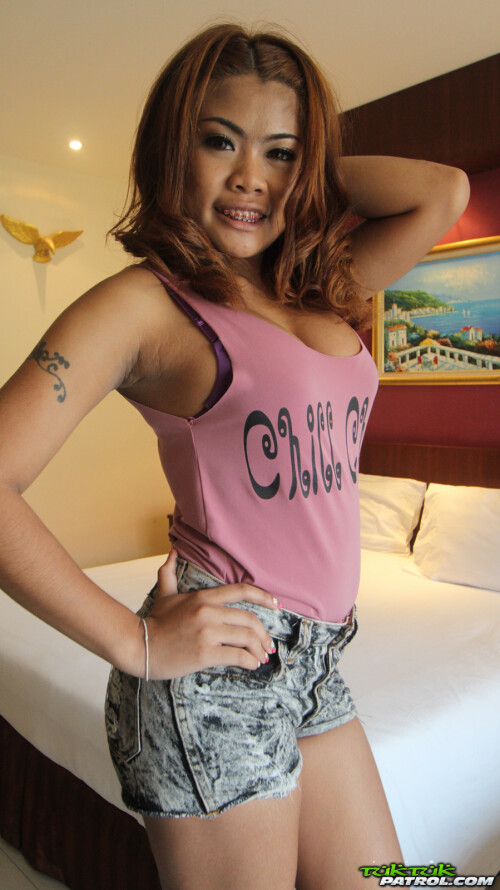 nicki_032-1f4f9e6a088976ccb.jpg