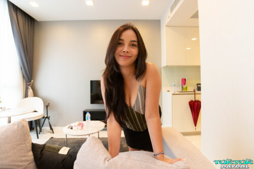 nikki_019-1.jpg