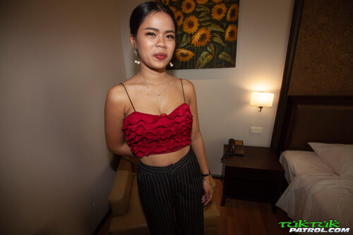 nok_004-1-scaled85d93d39be47830f.jpg