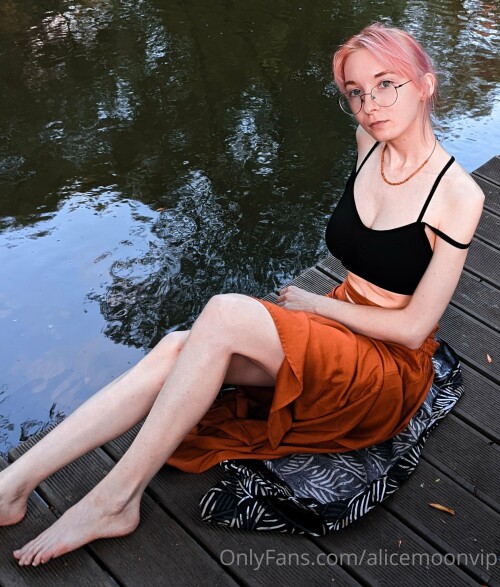 alicemoonvip | ShamelessDaybreak Nude Leaked Onlyfans Photo alicemoonvip | ShamelessDaybreak Nude Leaked Onlyfans Photo