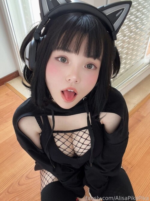 Rocksy Light / AlisaPikaPika Nude Leaked Onlyfans Photo Rocksy Light / AlisaPikaPika Nude Leaked Onlyfans Photo
