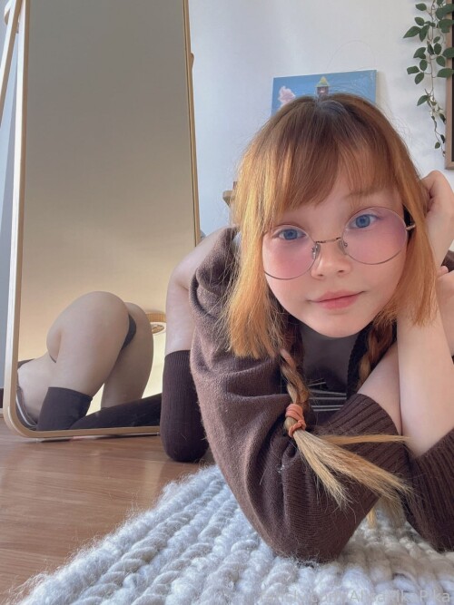 Rocksy Light / AlisaPikaPika Nude Leaked Onlyfans Photo Rocksy Light / AlisaPikaPika Nude Leaked Onlyfans Photo