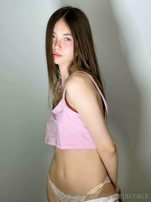 Aleja Crack Nude Leaked Onlyfans Photo Aleja Crack Nude Leaked Onlyfans Photo