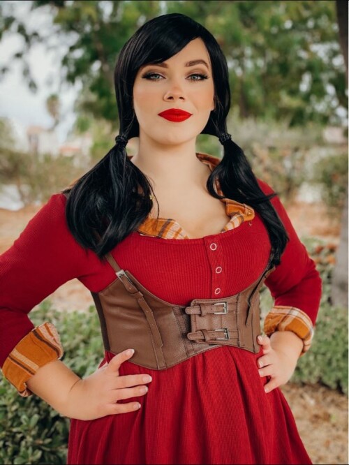 seum_cosplay_22a9110de4d487093.jpg