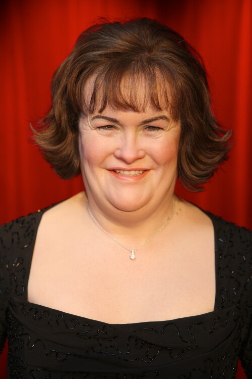 susan-boyle-head-shot953a3052f31970b1.jpg