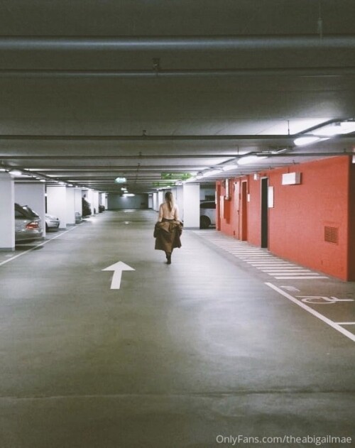 underground-car-park-fun18ff999babe2a00bb0.md.jpg