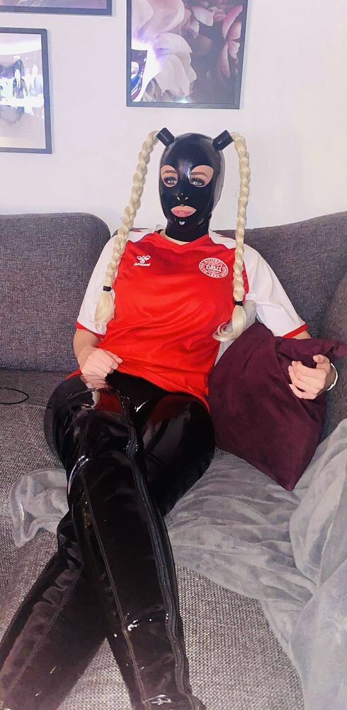 Cath28 / Mistress_cath28 Nude Leaked Onlyfans Photo Cath28 / Mistress_cath28 Nude Leaked Onlyfans Photo