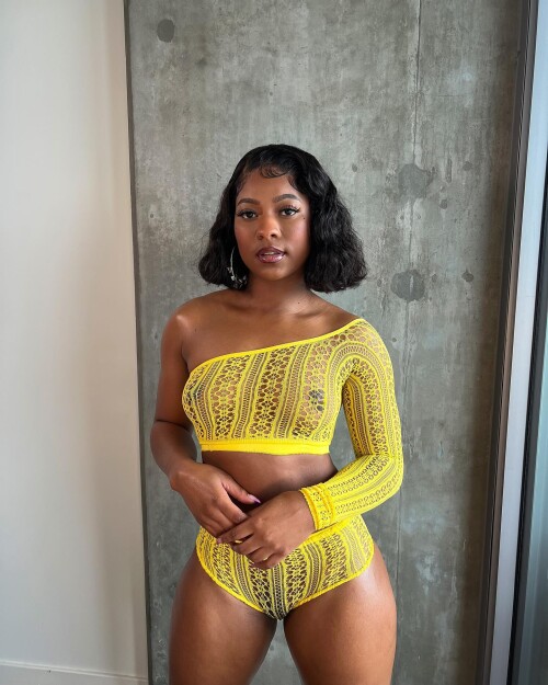 Saleema Mansur Nude Leaked Onlyfans Photo Saleema Mansur Nude Leaked Onlyfans Photo