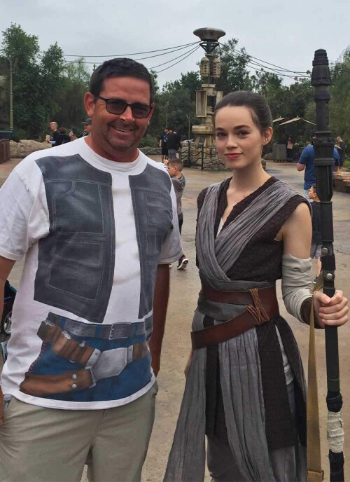 1119-characters-galaxys-edge-reydad16f6013a550b1.md.jpg