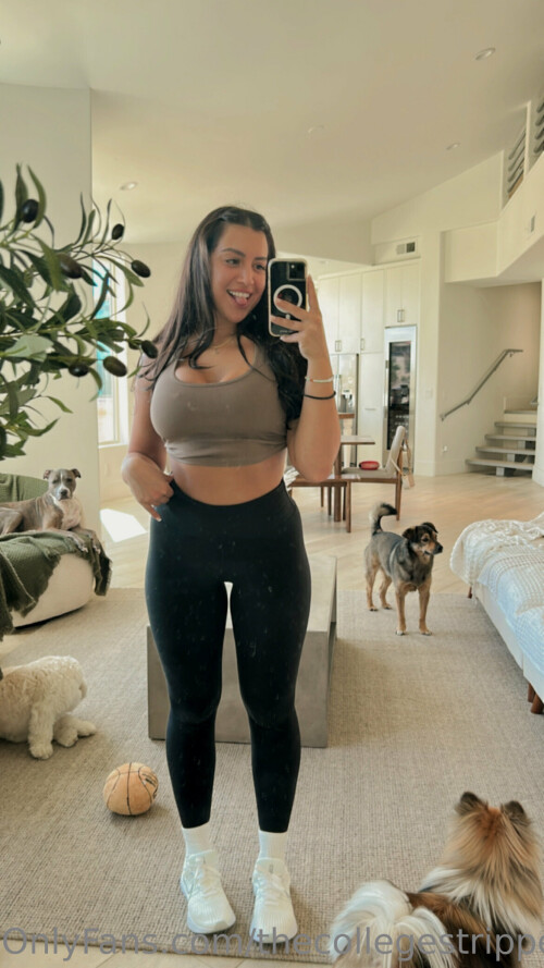 Mia Monroe | leilaroxx | thecollegestripper Nude Leaked Onlyfans Photo