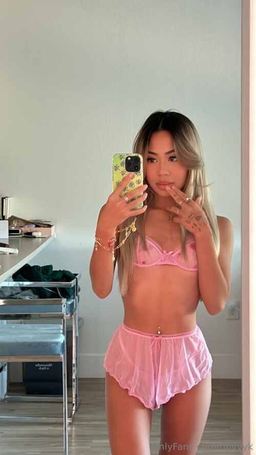 tinyyyk (aka kaylakipp) Nude Leaked Onlyfans Photo tinyyyk (aka kaylakipp) Nude Leaked Onlyfans Photo