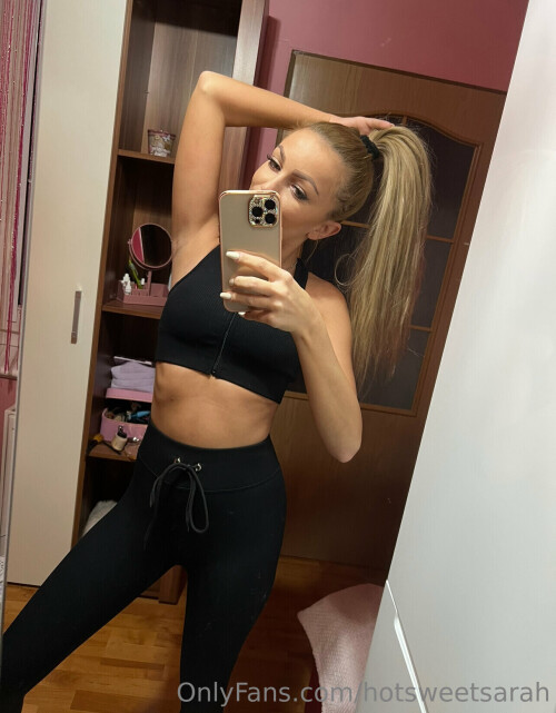 hotblondesarah / Sugardollsarah / hotsweetsarah Nude Leaked Onlyfans Photo